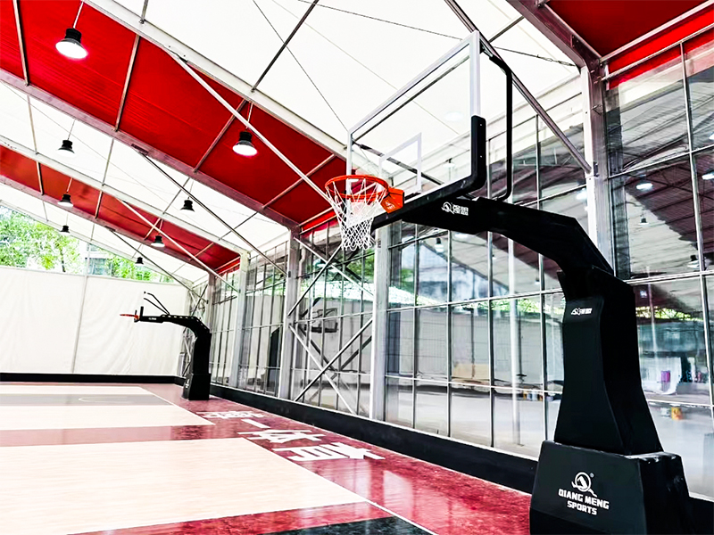What is the design of a 37x48x5, 1800-square-meter basketball stadium tent?