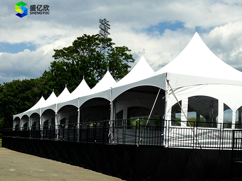 The construction process of the pagoda tent